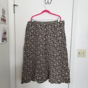 [Pick 2 Items for $8!] Maggie Barnes Skirt Size 1X or 18/20